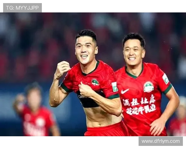 瓦科转发球迷祝贺海报霸气回应荣膺我懂中超第24轮最佳MVP
