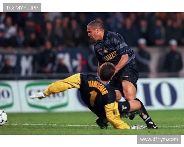 曼奇尼形容欧联决赛失利如匕首刺胸那粒乌龙阴影至今难以散去仍在