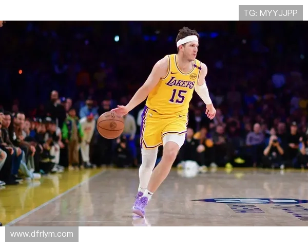 原创东契奇34+12+7，里夫斯33+8，双核闪耀助湖人轻松斩获七连胜